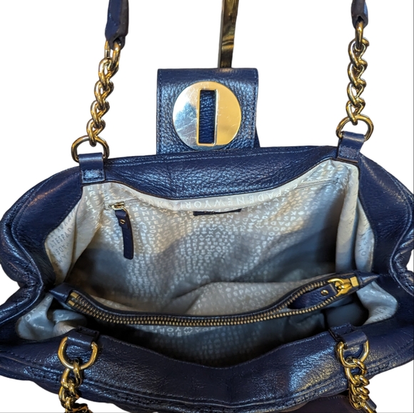 Quilted large Kate Spade navy leather bag with gold chain and leather straps. - Picture 3 of 6